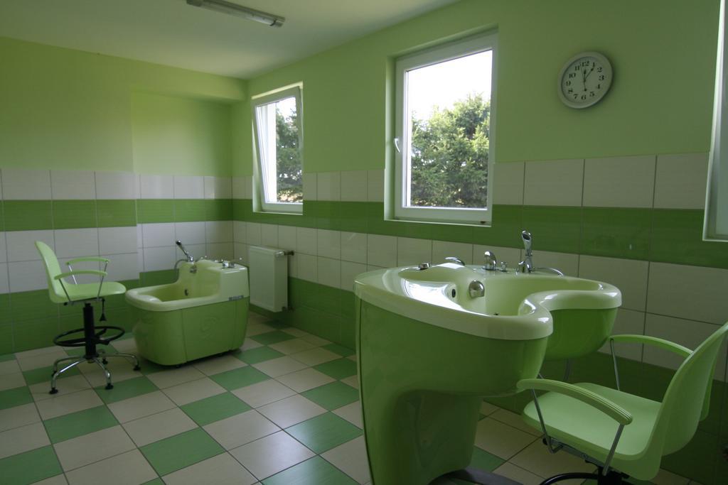 ホテル Sophia Bryza - Centrum Rehabilitacji I Wypoczynku サルビノボ エクステリア 写真